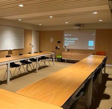 Salle de classe équipée